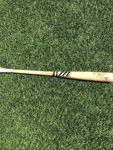 Marucci Bat