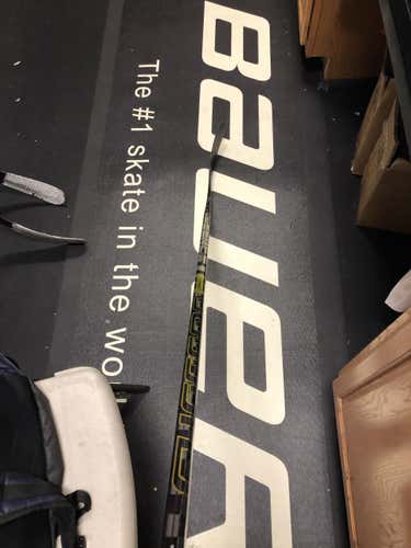 Bauer Supreme 2S Pro Hockey Stick Lefty Senior 77 flex p92