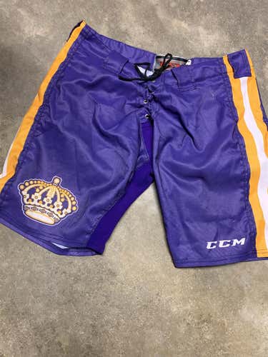 Senior Medium Monarchs Shell