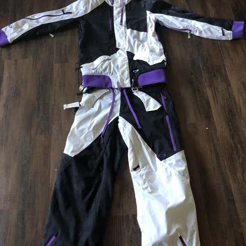 Men's Medium Oakley Jacket