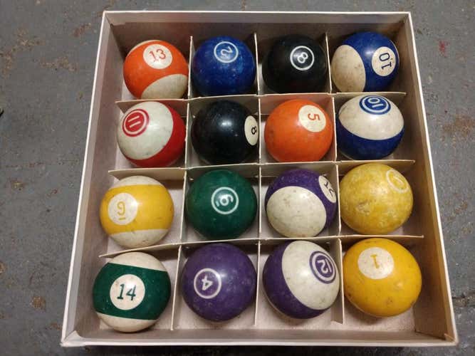 BRUNSWICK GOLD CROWN POCKET BILLIARD BALLS