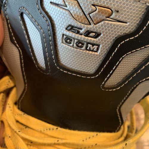 Vector 6.0 Hockey Skates Senior Size 11