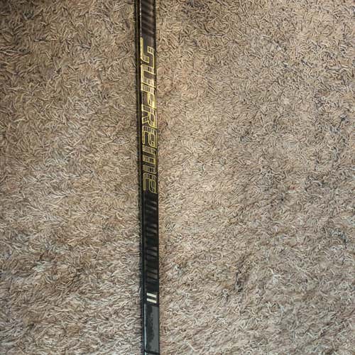 Supreme 2S Pro Hockey Stick Lefty Toe Senior