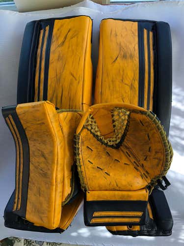 Pro Stock Return Factory Mad 34+1" SR Set Glove Blocker Pads Custom Michigan