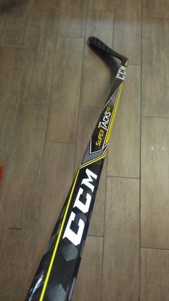 New CCM Super Tacks 2.0 Hockey Stick Lefty Mid Senior Pro Stock
