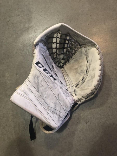 CCM Goalie Gloves & Blockers Regular Senior