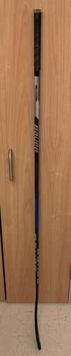 Nexus 8000 Hockey Stick Righty Mid Senior