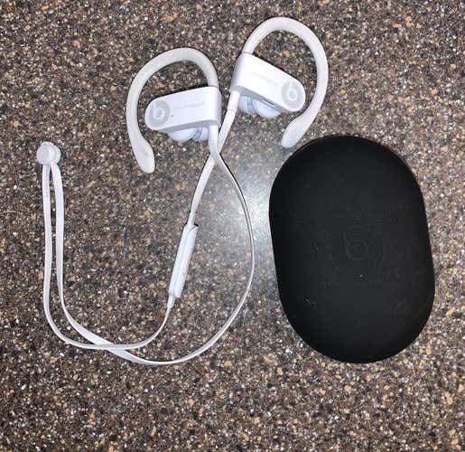 Powerbeats 3