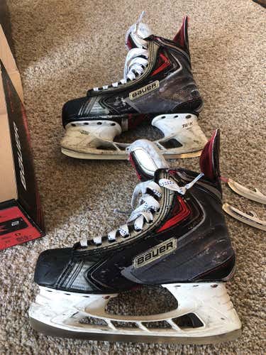 Vapor APX2 Hockey Skates Junior  Size 5
