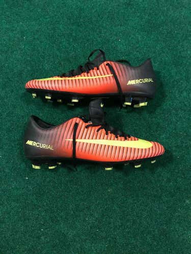 Nike Mercurial Cleats Size 9.5