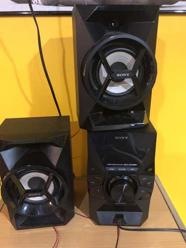 Sony Speakers Set