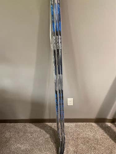 New 3 Pack Nexus 2N Pro Hockey Stick Lefty P92