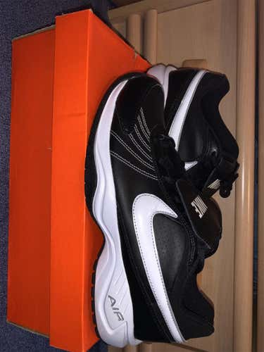 Nike Air Diamond Trainer Size 11.5