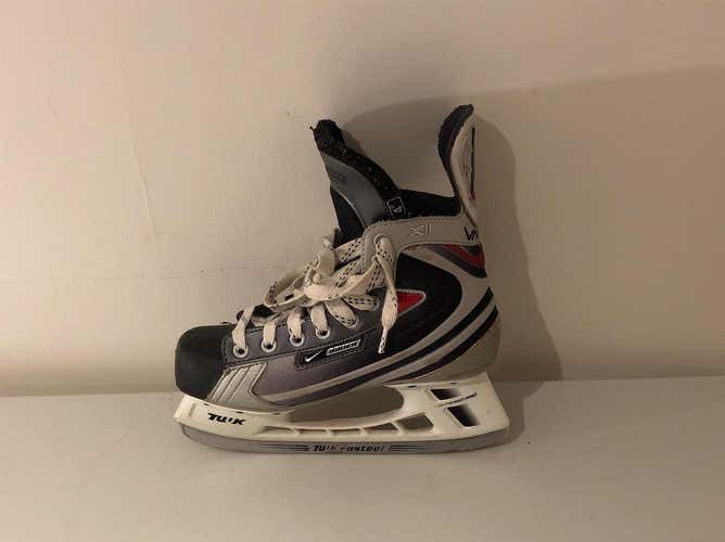 Nike Bauer Vapor XII Hockey Skates Junior Size 4D