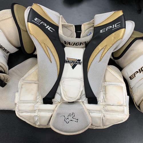 Medium Epic 8800 Goalie Chest Protector Senior