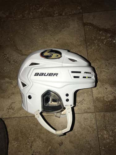 Bauer Re-Akt 200 Medium Send Offers