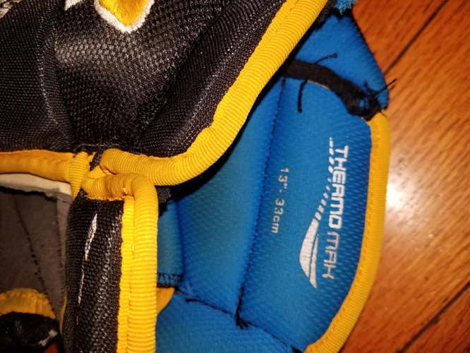 Bauer Supreme One.8 Gloves Senior