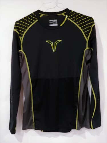 New Men's Large Bauer Premium Performance shirt