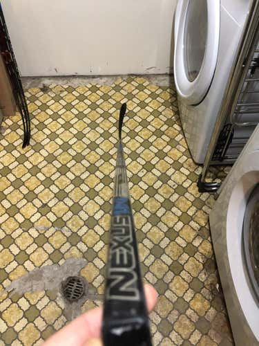 Like New Bauer 1N Eichel P28 LH 87 Flex Lie 5 GripTac