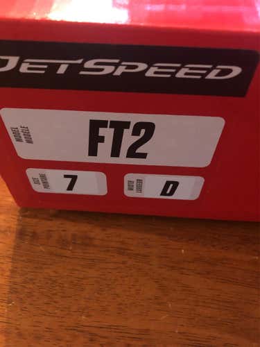 New JetSpeed FT2 Hockey Skates Senior  Size 7