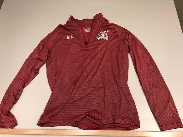 NLL Calgary Roughnecks Men's Large Under Armour Light Pullover 1/4 Zip Up