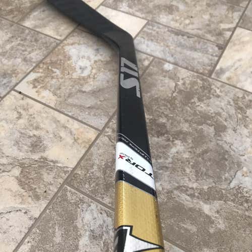 S17 Hockey Stick Lefty Unknown Senior Pro Stock