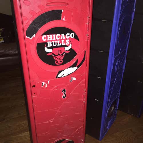 Vintage 90’s Chicago Bulls Suncast Locker Storage Mancave Furniture Jordan NBA