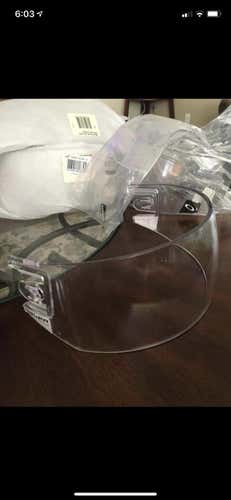 Medium Pro Clip Straight Visor Smoke  Senior