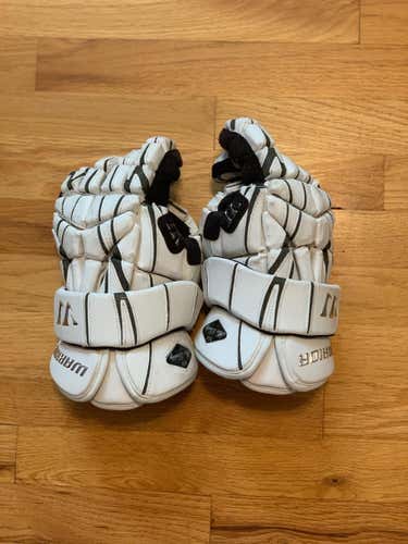 Warrior Mac Daddy Premium Lacrosse Gloves White