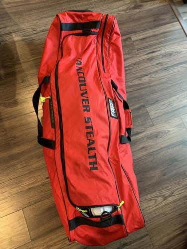 New Vancouver Stealth New Under Armour Bag