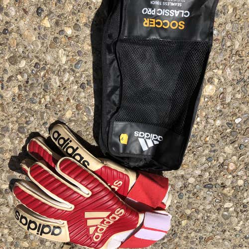 Classic Pro Goalie Gloves-Adidas- Size 9