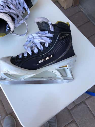 Supreme One60 Hockey Goalie Skates  Size 4