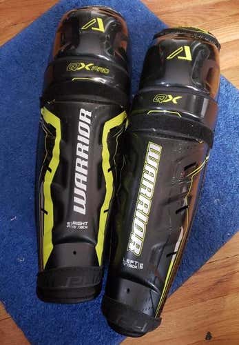 Warrior Alpha QX Pro Shin Pads Senior