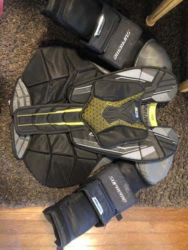 Large Bauer S29 Goalie Chest Protector Senior