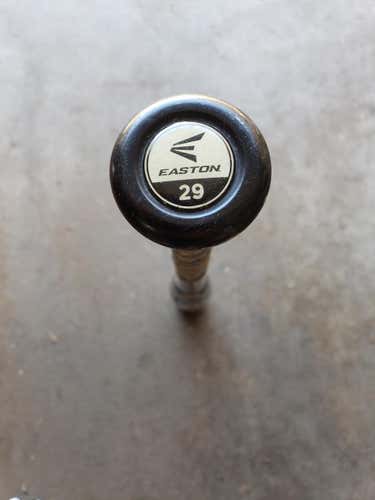 Easton Mako Beast Bat