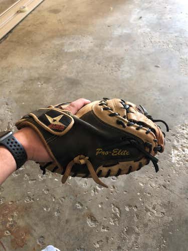 CM3000SBT Baseball Glove