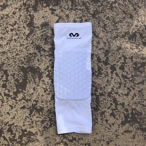 New MCDAVID Knee Padding Sleeve