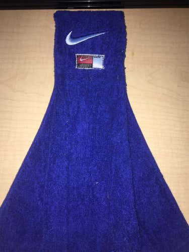 New Nike Velcro Football Towel (Blue)