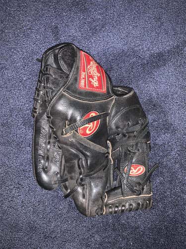 Rawlings Right Hand Baseball Glove