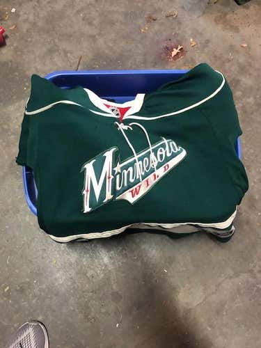 Reebok Minnesota Wild Youth L/XL  Jersey
