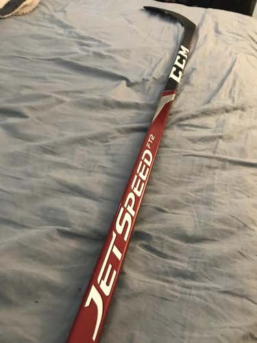 New CCM JetSpeed FT2 Hockey Stick Righty Mid Senior