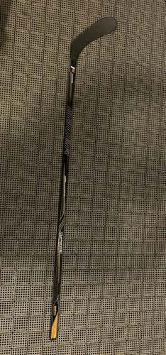 New TJ Oshie Supreme 1S Hockey Stick Righty Toe Senior Pro Stock