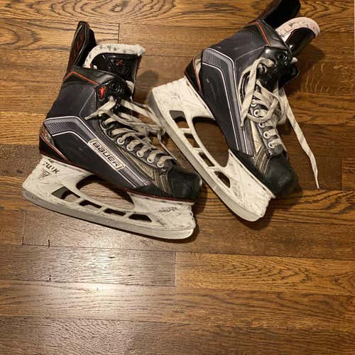 Vapor X700 Hockey Skates Senior Size 8.5