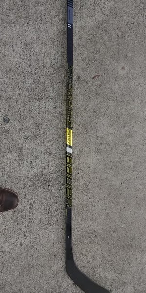 Bauer Supreme Hockey Stick - S19S Matrix. Very good condition