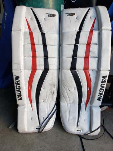 26" Vaughn Goalie Leg Pads Youth