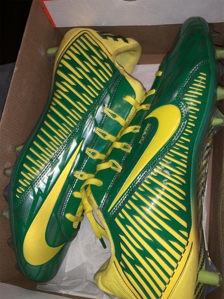 13.5 Oregon Duck Pe Nike Football Cleat