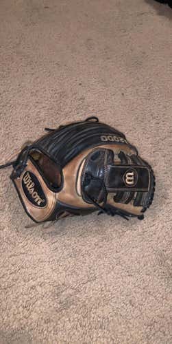 A2000 Baseball Glove