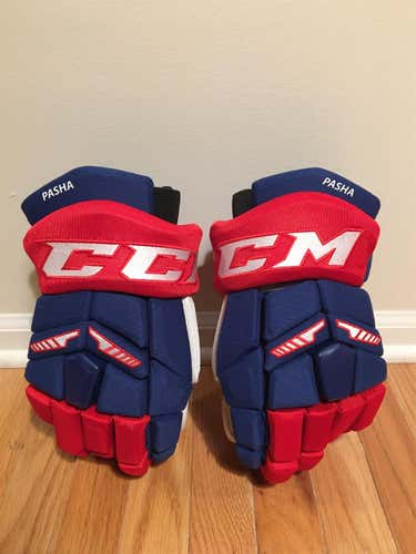 New DATSYUK HGTKXP Gloves Senior Pro Stock