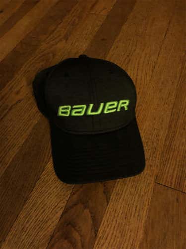 Medium/Large Bauer Hat