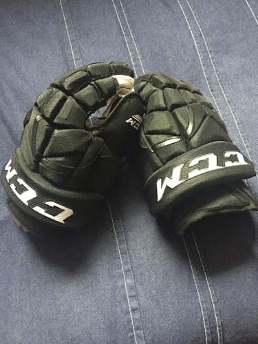 CCM HG12 Gloves Senior Pro Stock